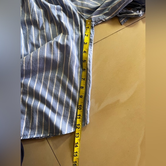 black and white striped flowy Round- neck blouse shirt with elasticsleeve 3/4‎ - Picture 9 of 15